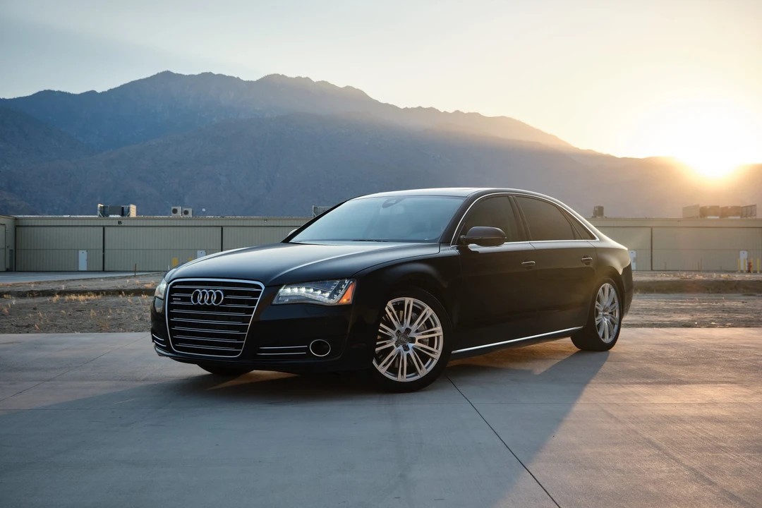 2012 Audi D4 A8 - Image 2 of 31