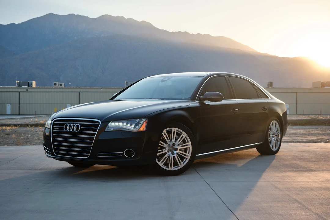 2012 Audi D4 A8 - Image 3 of 31