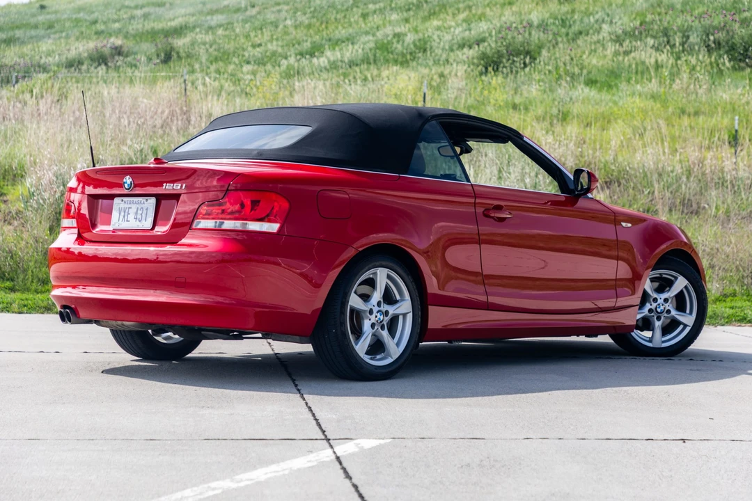 2012 BMW E81/E82/E88 1 Series - Image 13 of 31