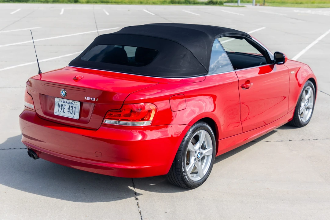2012 BMW E81/E82/E88 1 Series - Image 16 of 31