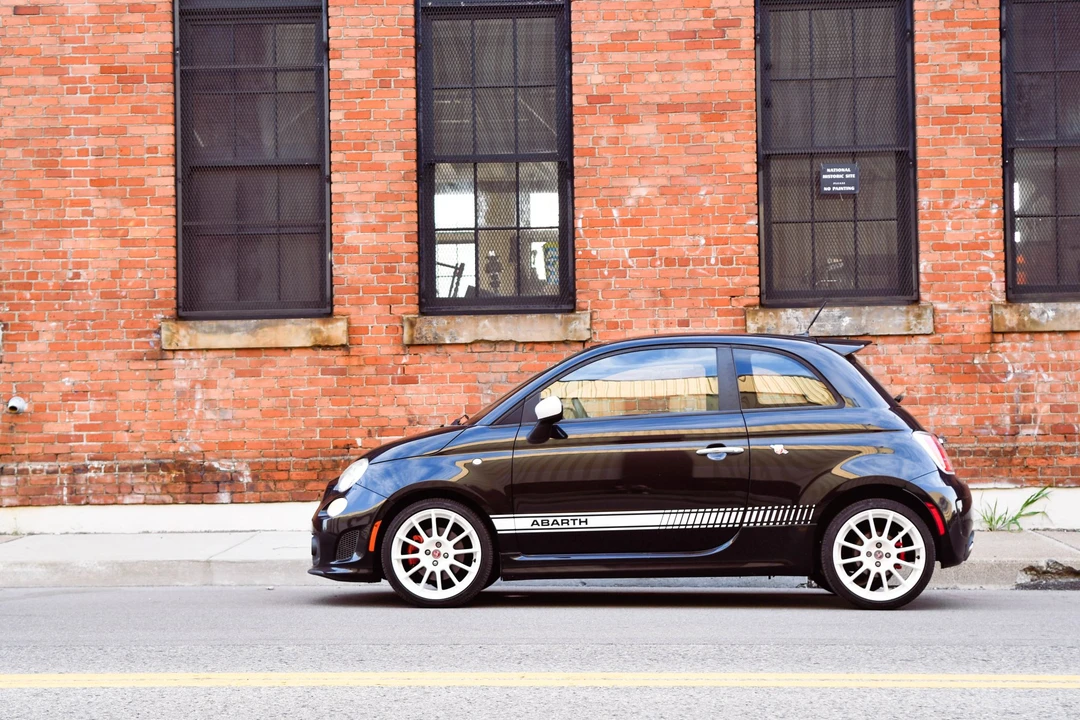 2012 Fiat Abarth 500 - Image 16 of 31