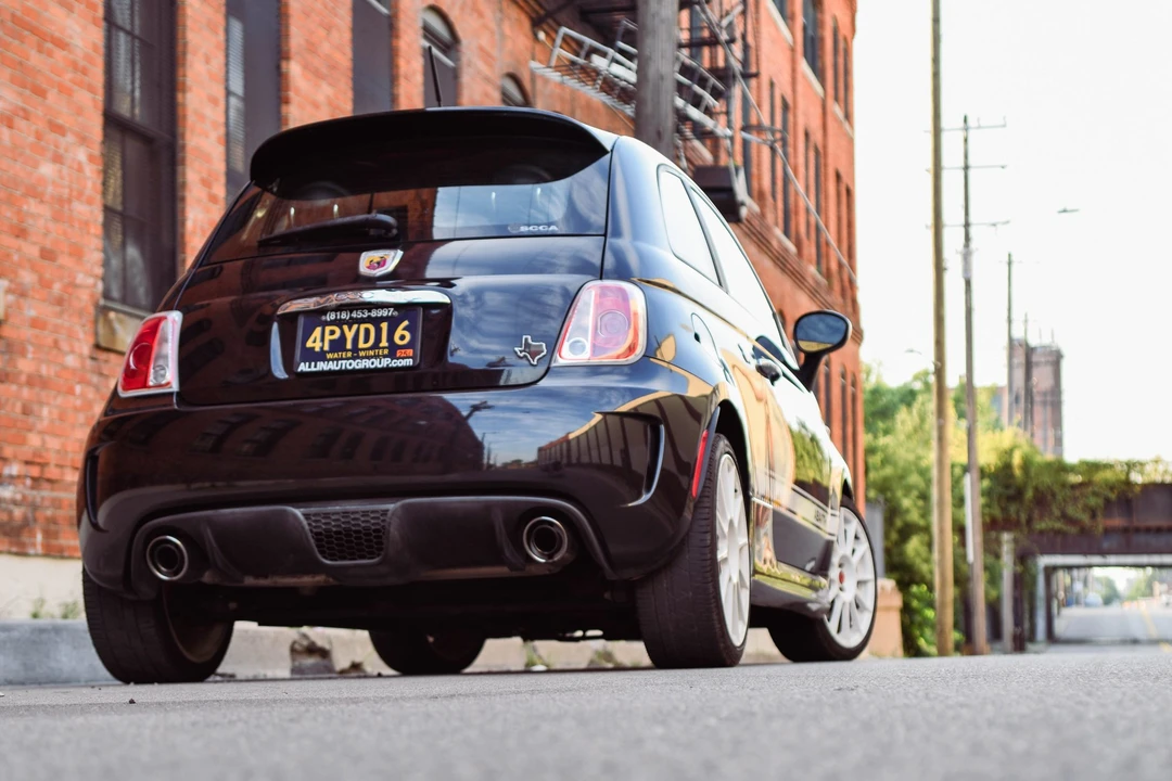 2012 Fiat Abarth 500 - Image 22 of 31
