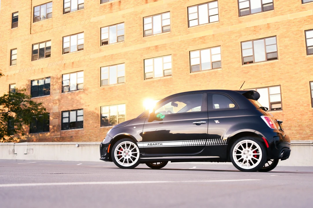 2012 Fiat Abarth 500 - Image 11 of 31
