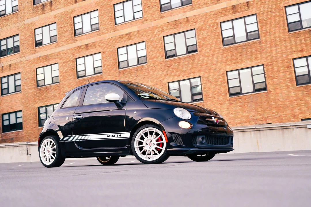 2012 Fiat Abarth 500 - Image 8 of 31