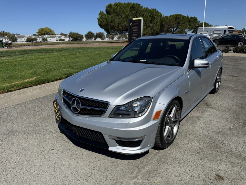 2013 Mercedes-Benz W204 C 63 AMG - Image 8 of 31