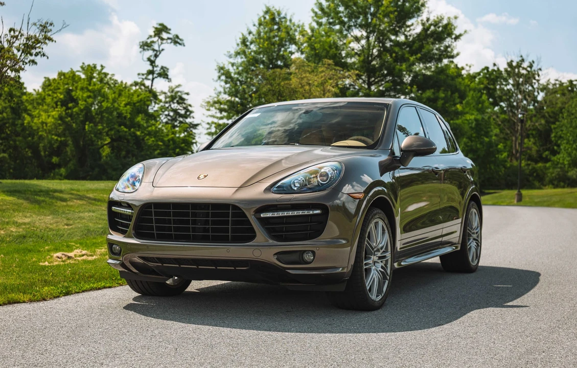 2013 Porsche 958 Cayenne GTS - Image 4 of 31
