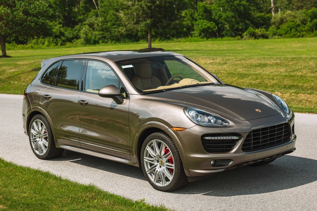 2013 Porsche 958 Cayenne GTS - Image 11 of 31