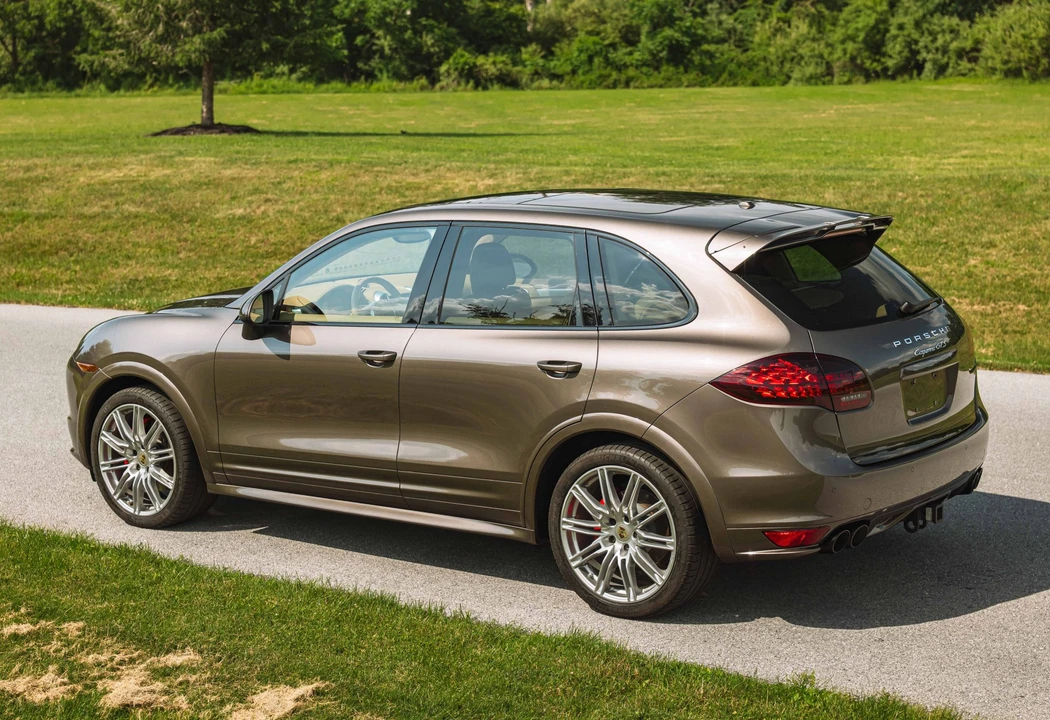 2013 Porsche 958 Cayenne GTS - Image 29 of 31