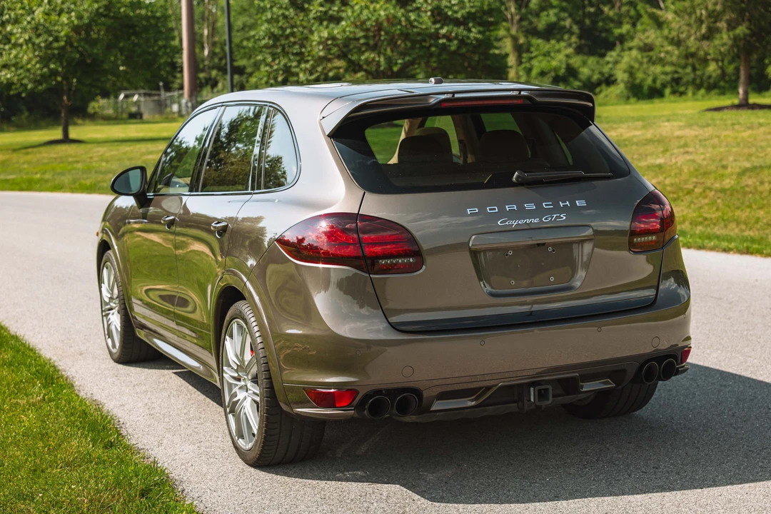 2013 Porsche 958 Cayenne GTS - Image 27 of 31