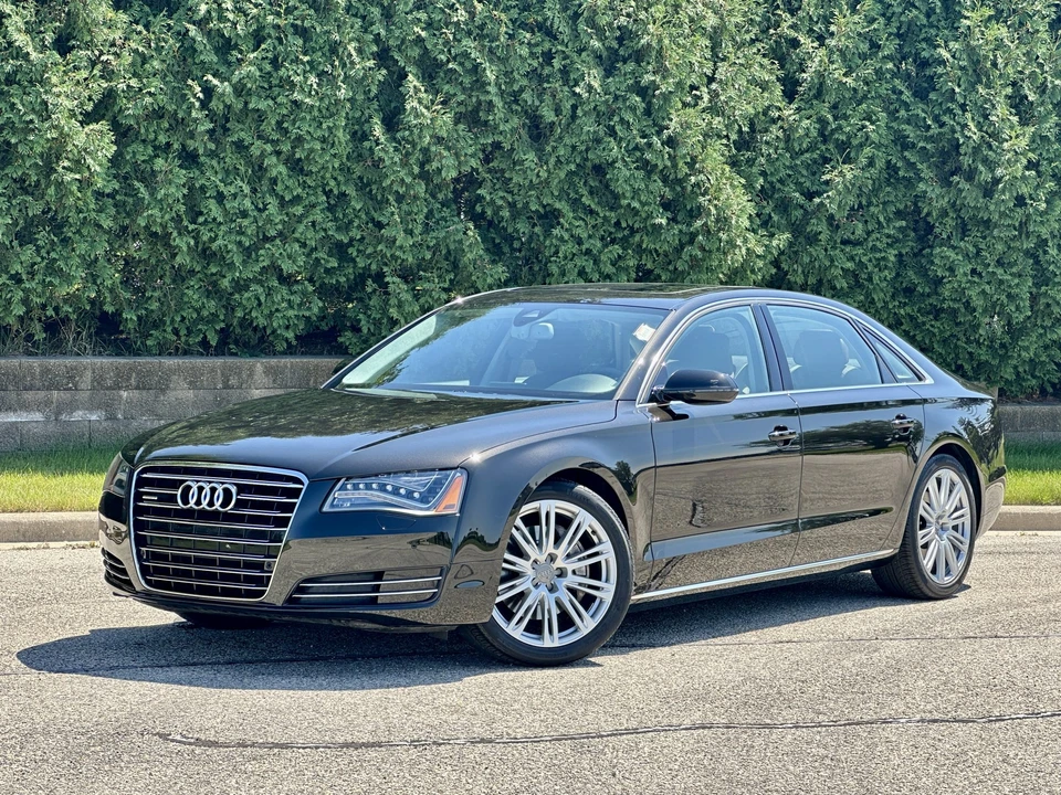 2014 Audi D4 A8 - Image 3 of 31