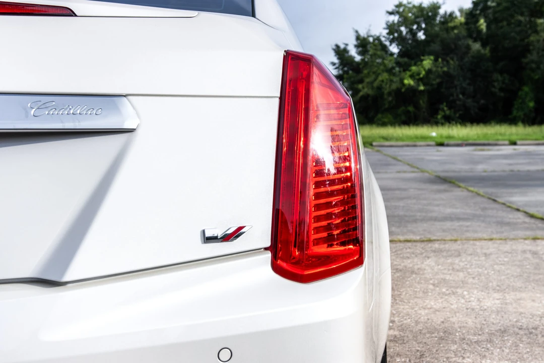 2014 Cadillac CTS-V 2nd Gen - Image 18 of 31