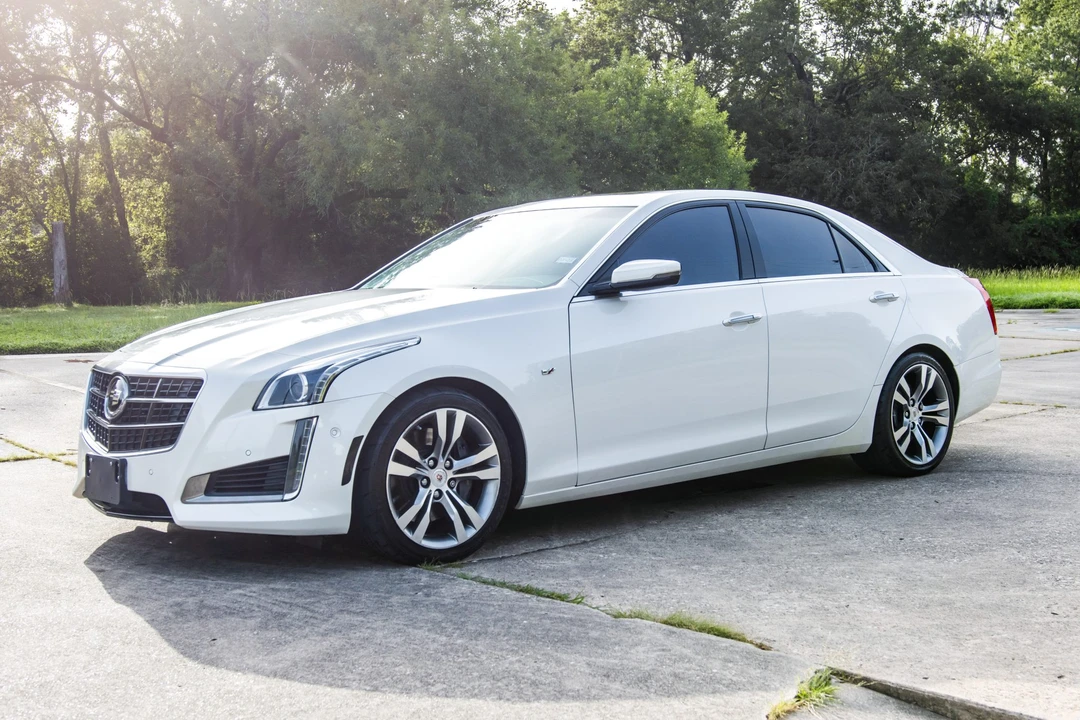 2014 Cadillac CTS-V 2nd Gen - Image 2 of 31