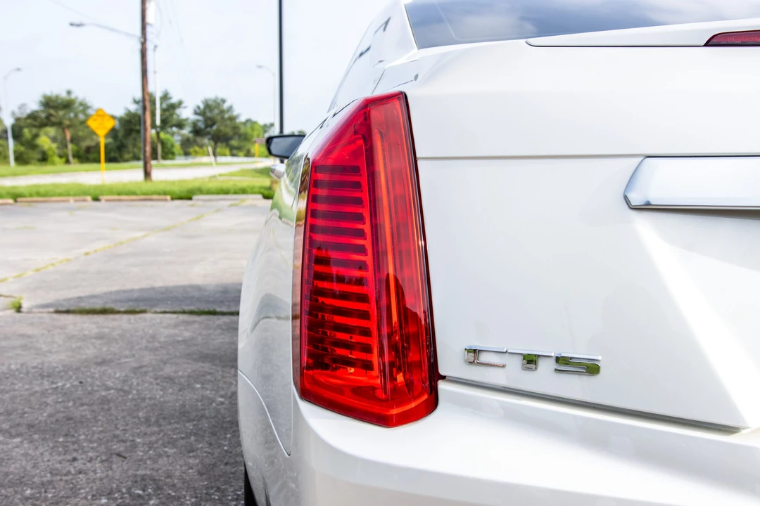 2014 Cadillac CTS-V 2nd Gen - Image 23 of 31