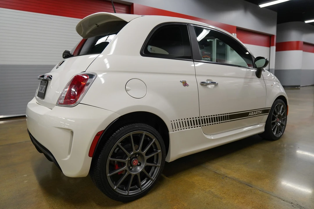 2014 Fiat Abarth 500 - Image 15 of 31