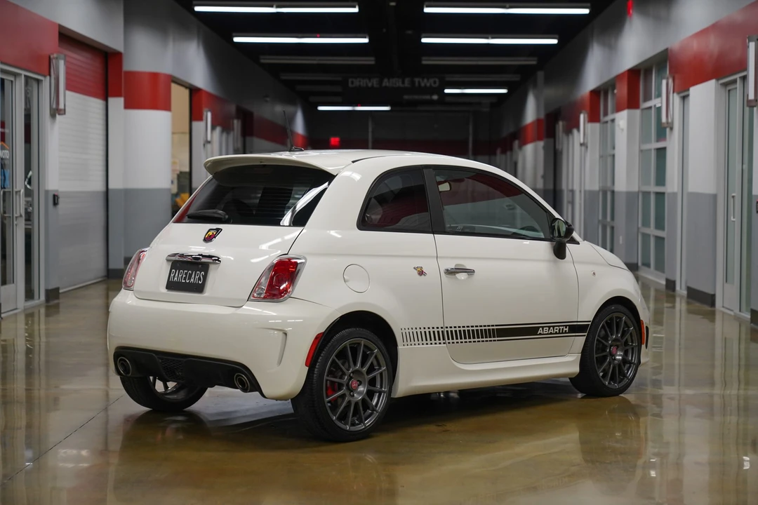 2014 Fiat Abarth 500 - Image 16 of 31