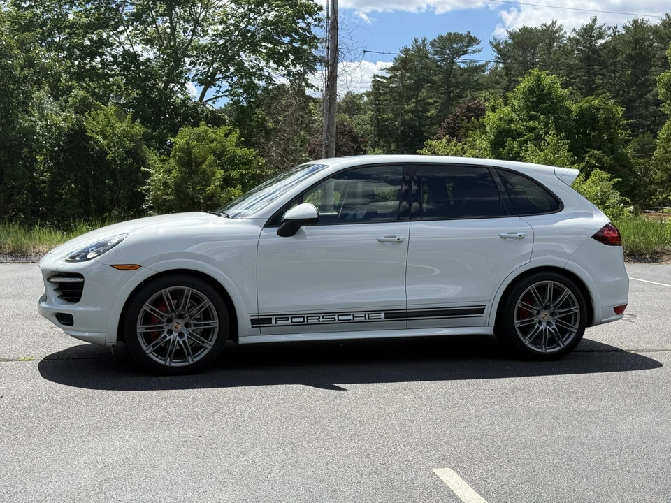 2014 Porsche 958 Cayenne GTS - Image 3 of 31