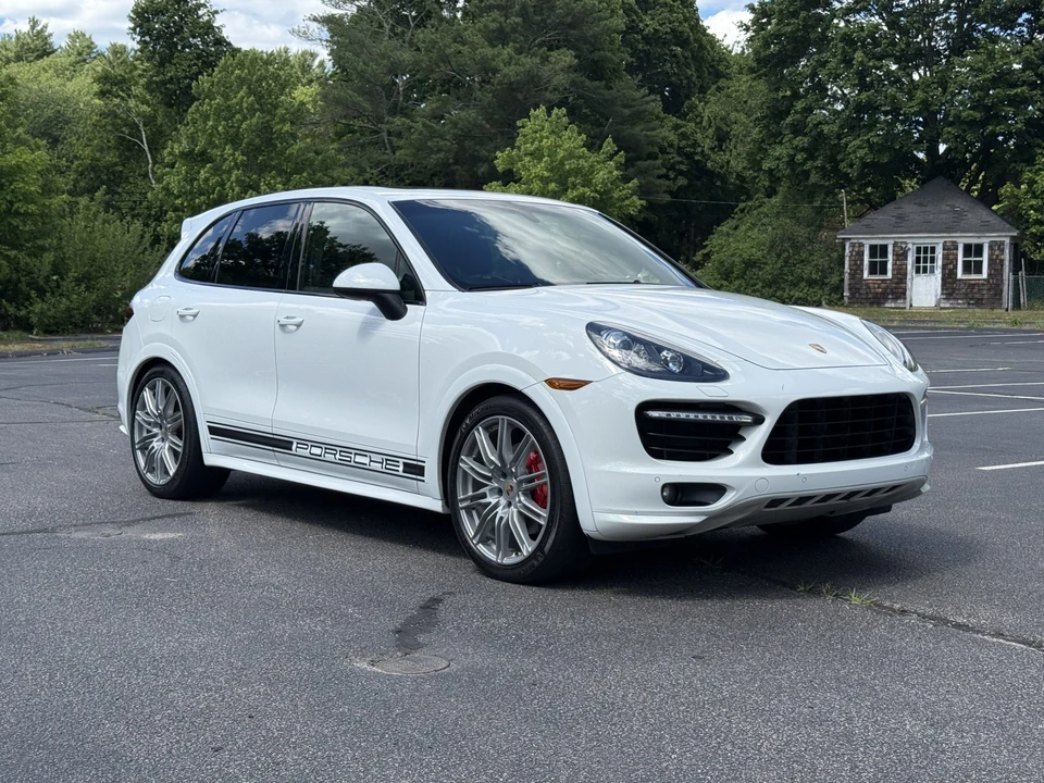 2014 Porsche 958 Cayenne GTS - Image 26 of 31