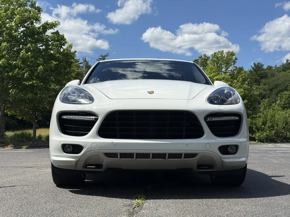 2014 Porsche 958 Cayenne GTS - Image 17 of 31