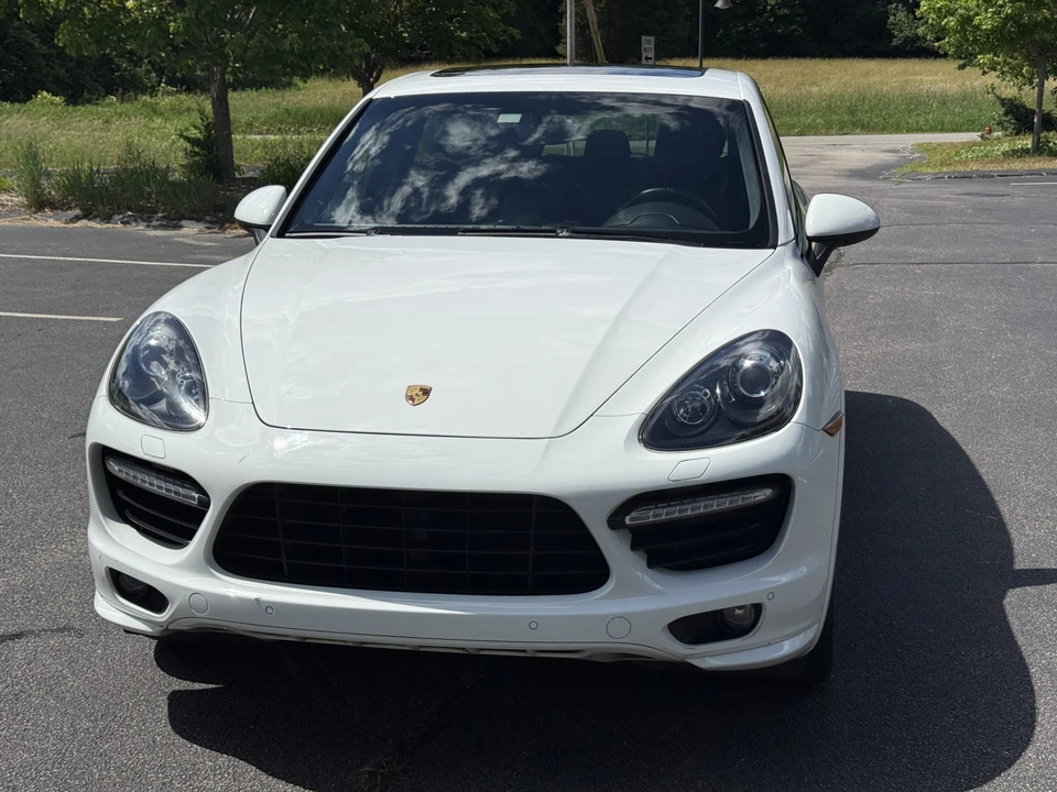 2014 Porsche 958 Cayenne GTS - Image 13 of 31