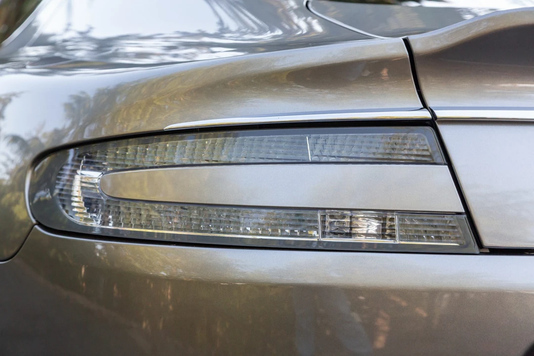 2015 Aston Martin Rapide - Image 21 of 31