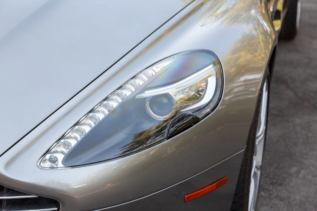 2015 Aston Martin Rapide - Image 19 of 31