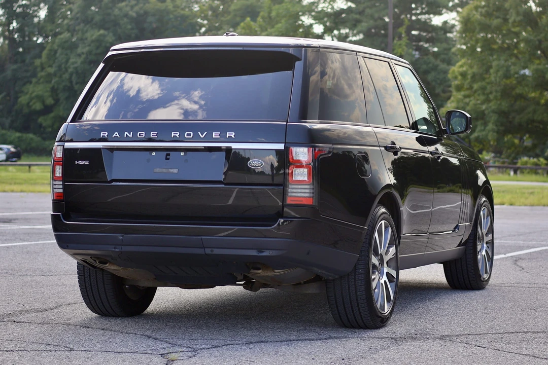 2015 Land Rover Range Rover L405 - Image 18 of 31