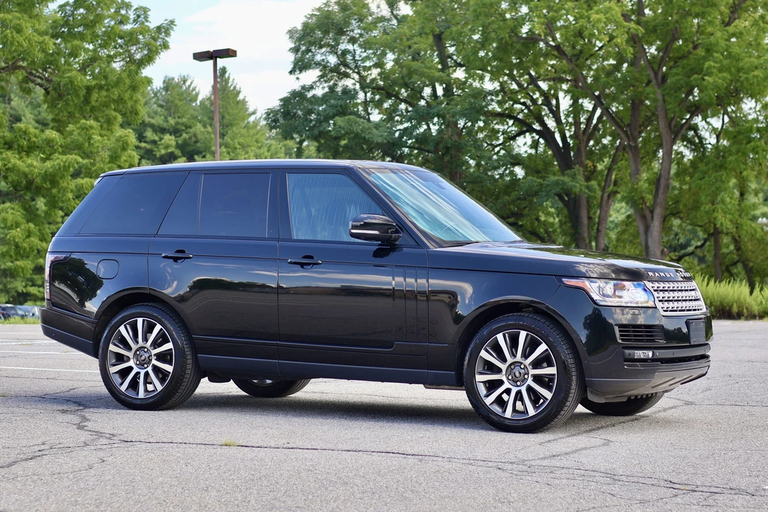 2015 Land Rover Range Rover L405 - Image 2 of 31