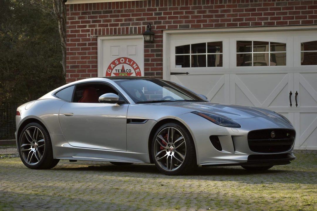 2016 Jaguar F-Type R 1st Gen - Image 3 of 31