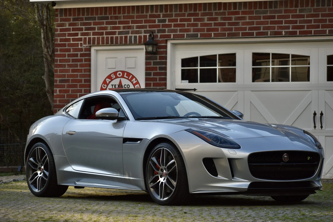 2016 Jaguar F-Type R 1st Gen - Image 14 of 31