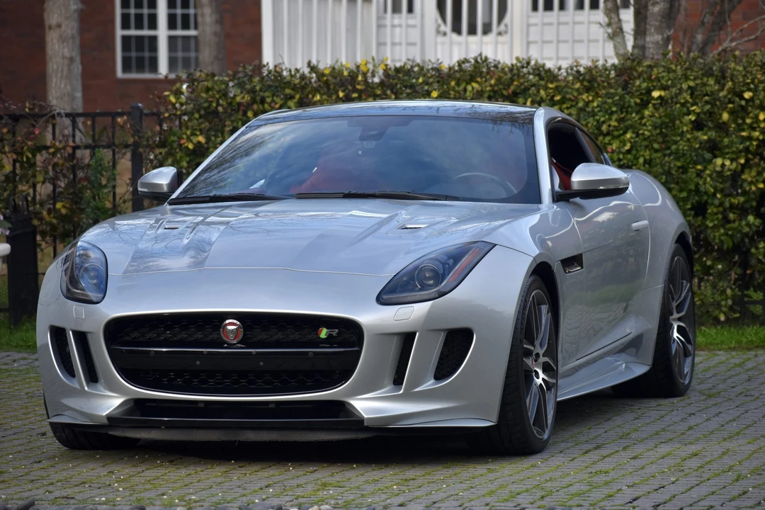 2016 Jaguar F-Type R 1st Gen - Image 25 of 31