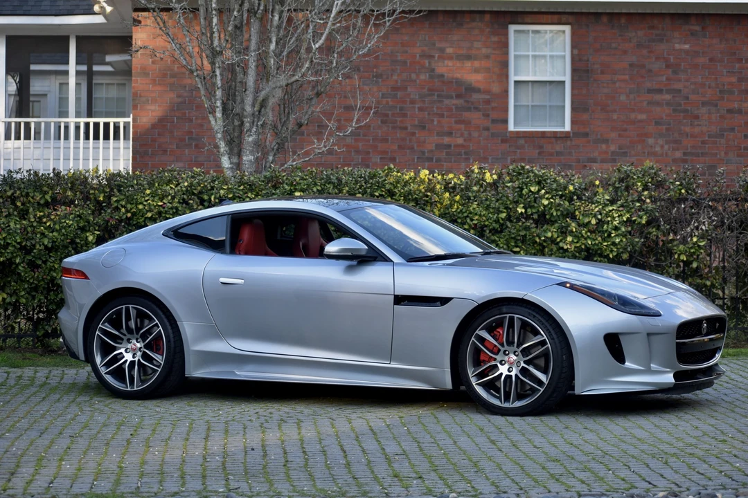 2016 Jaguar F-Type R 1st Gen - Image 2 of 31