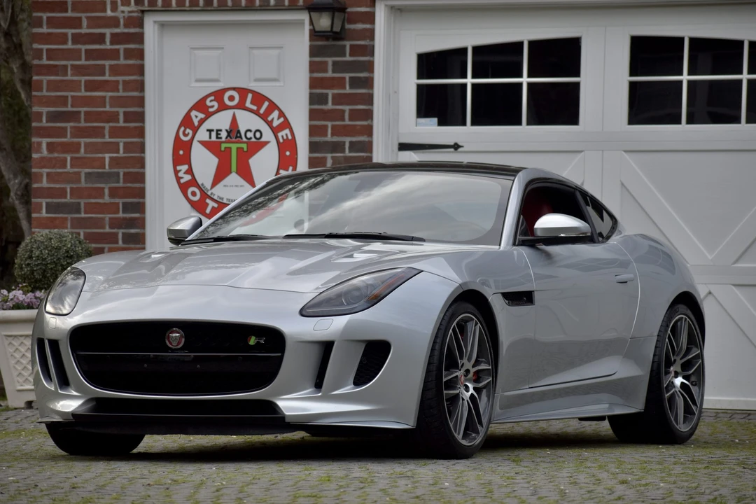 2016 Jaguar F-Type R 1st Gen - Image 27 of 31