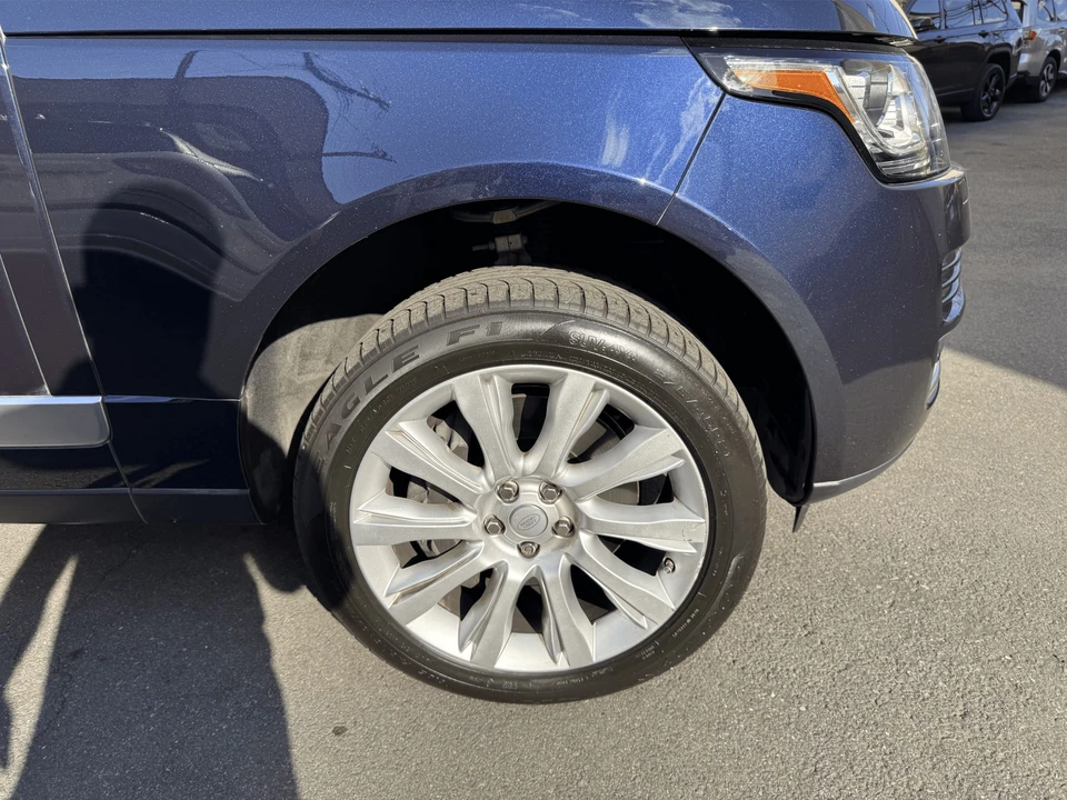 2016 Land Rover Range Rover L405 - Image 18 of 31