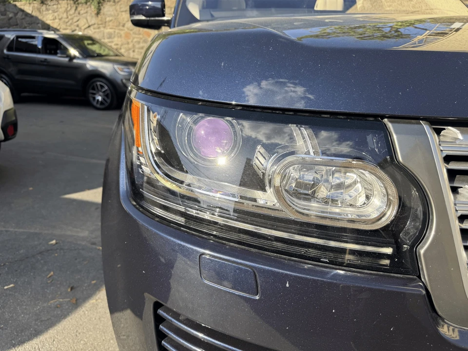 2016 Land Rover Range Rover L405 - Image 11 of 31