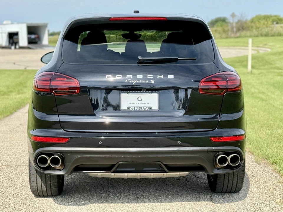 2016 Porsche 958 Cayenne S - Image 10 of 31