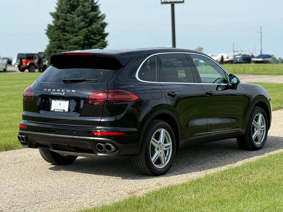 2016 Porsche 958 Cayenne S - Image 11 of 31