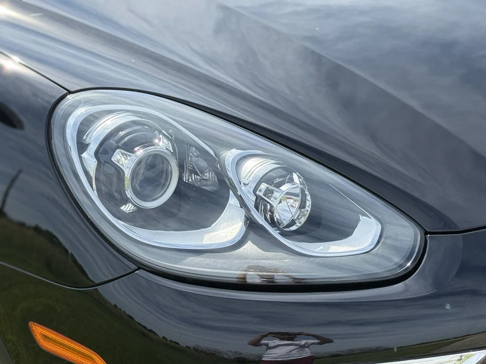 2016 Porsche 958 Cayenne S - Image 26 of 31