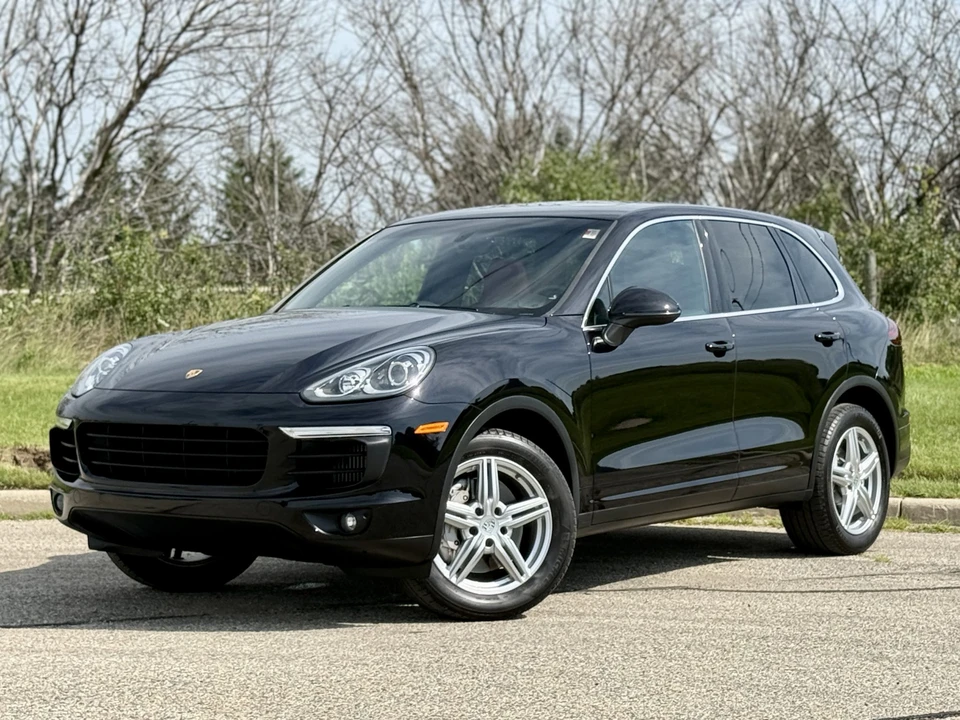 2016 Porsche 958 Cayenne S - Image 3 of 31