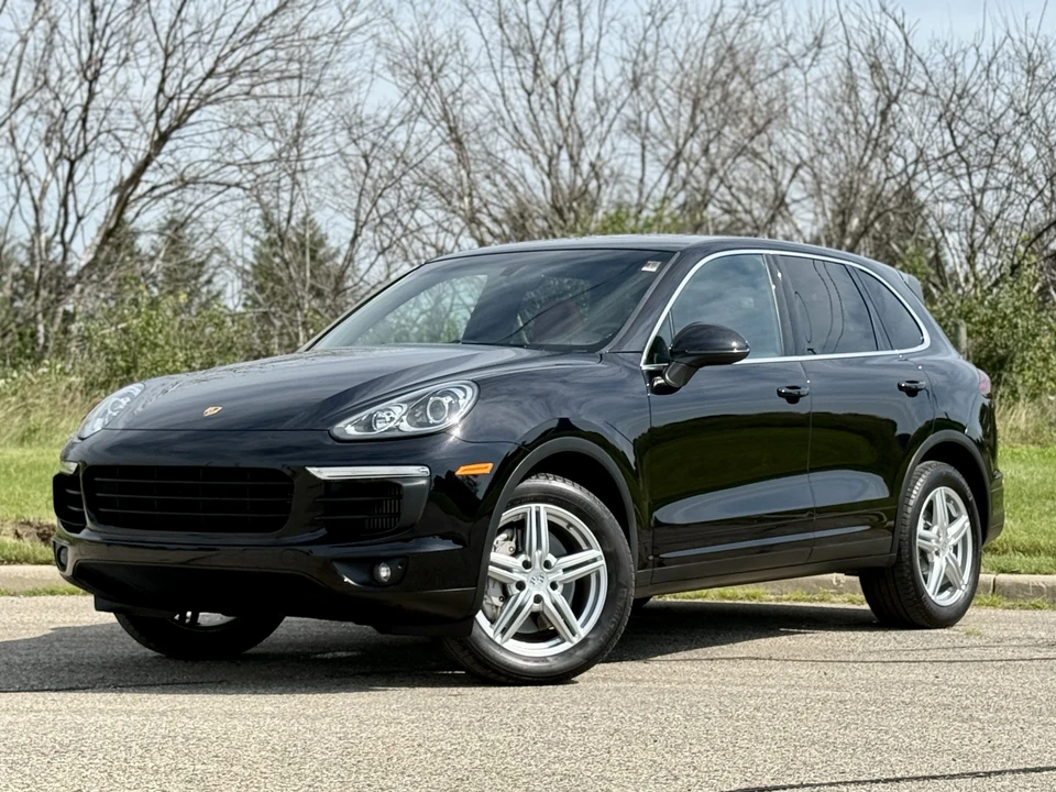 2016 Porsche 958 Cayenne S - Image 5 of 31