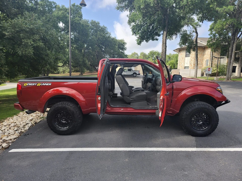 2018 Nissan Frontier 2nd Gen - Image 11 of 31