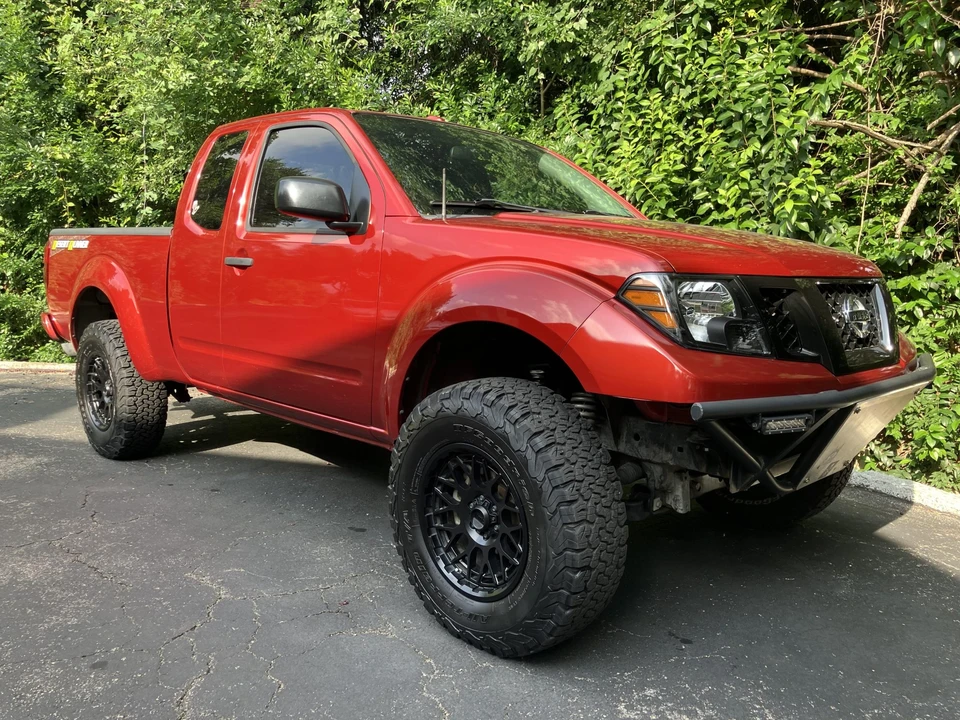 2018 Nissan Frontier 2nd Gen - Image 2 of 31