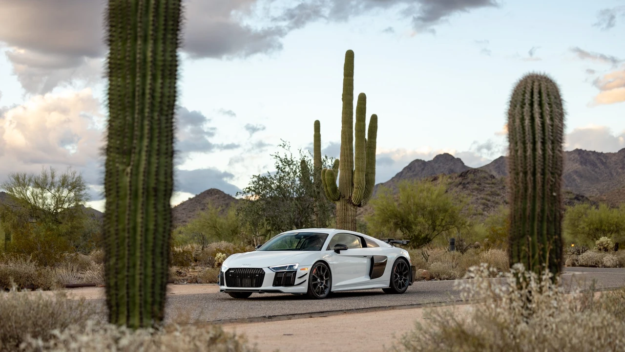 2018 Audi 4S R8 - Image 15 of 31