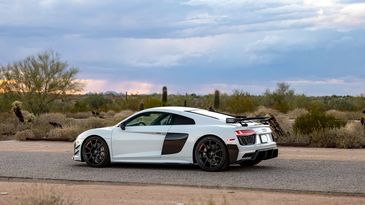 2018 Audi 4S R8 - Image 21 of 31