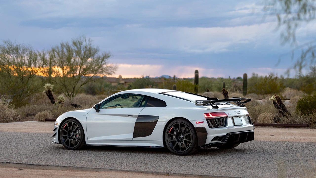 2018 Audi 4S R8 - Image 22 of 31