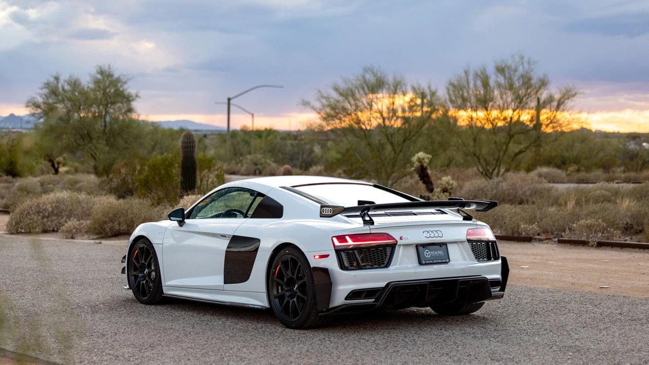2018 Audi 4S R8 - Image 23 of 31