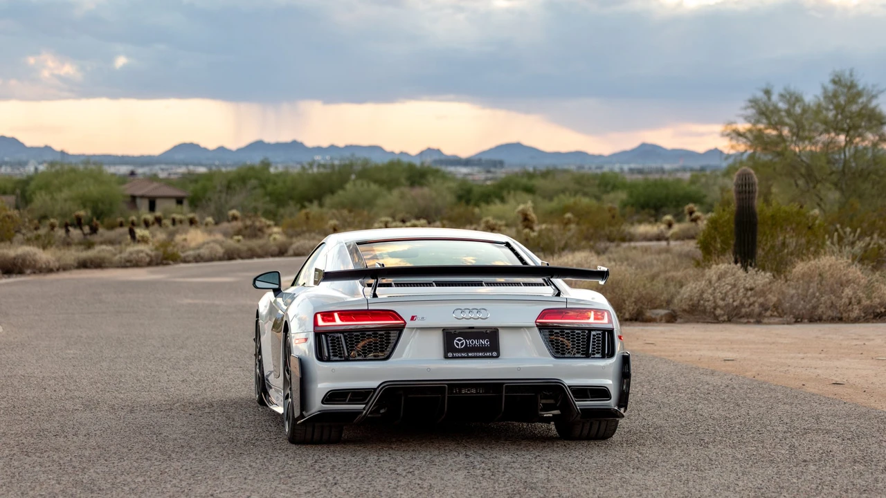 2018 Audi 4S R8 - Image 29 of 31