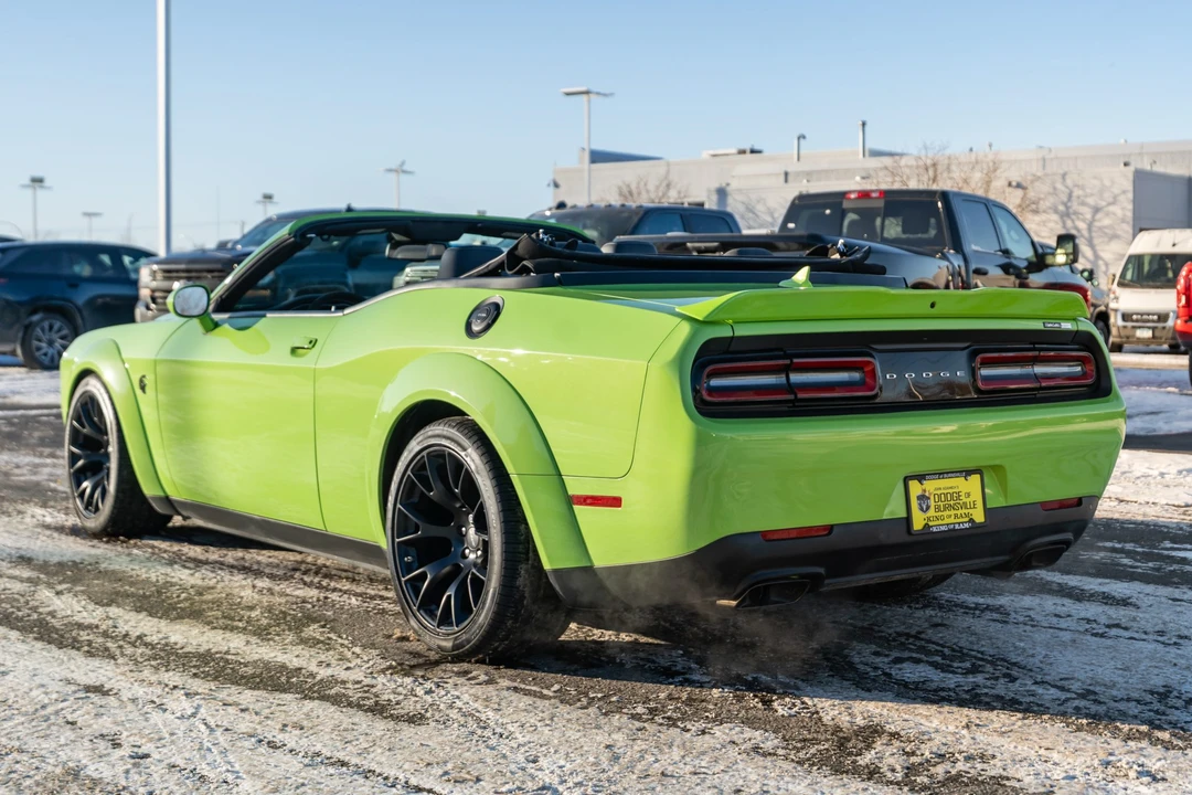 2023 Dodge Challenger SRT Hellcat 3rd Gen - Image 8 of 31