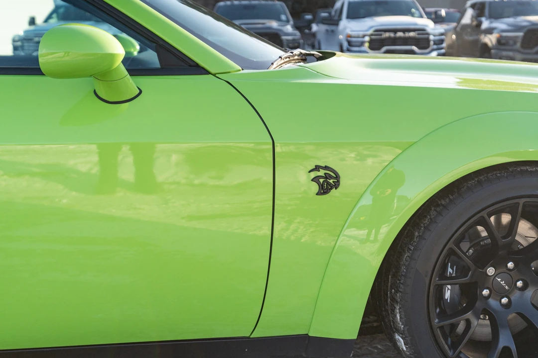 2023 Dodge Challenger SRT Hellcat 3rd Gen - Image 25 of 31