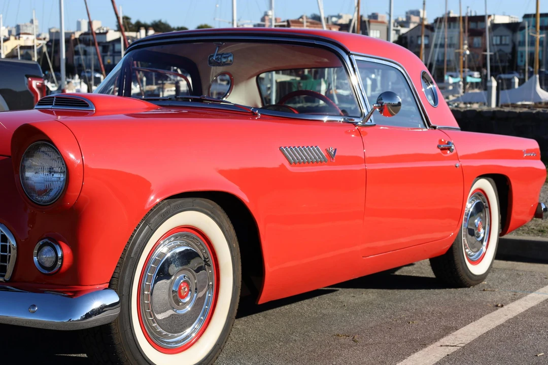 1955 Ford Thunderbird 1st Gen - Image 24 of 31