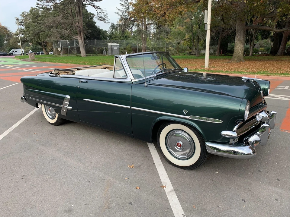 1953 Ford Crestline - Image 11 of 31